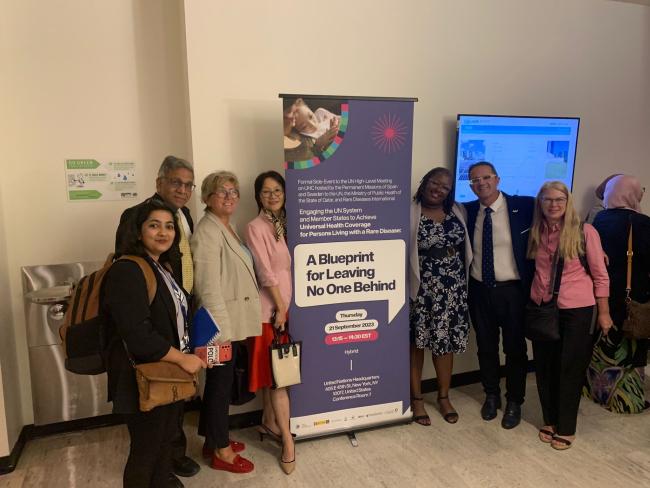 Representantes de RDI, FEDER y ALIBER en la sede de la ONU en Nueva York.