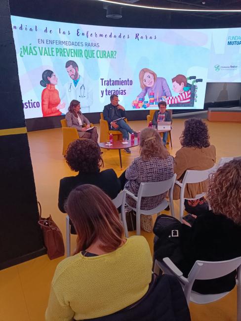 Fotografía durante la presentación.