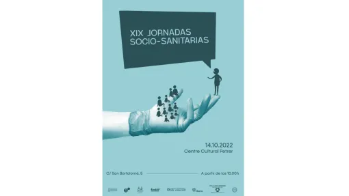 Imagen de una mano con un guante quirúrgico sobre un fondo azul