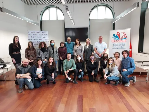 Representantes del proyecto durante una jornada en el centro de trabajo de FEDER en Madrid.