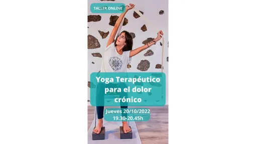 Imagen de una mujer realizando estiramientos de Yoga