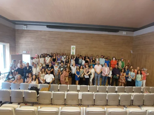 Foto grupal de los participantes en la Asamblea