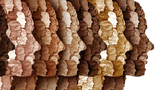 Cartel: misma información que en el cuerpo de la noticia.