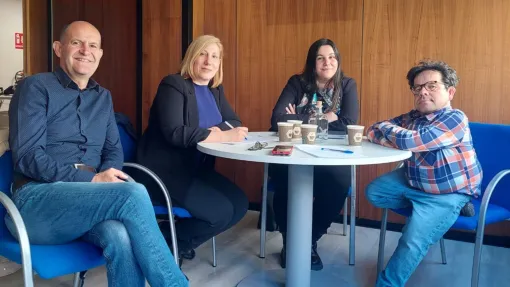 Fotogafía durante la reunión.