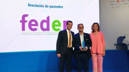 Fotografía durante la recogida del premio.